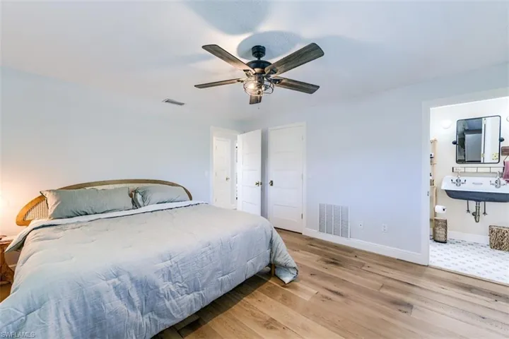 5302 Shalley Cir E, Fort Myers, Florida 33919