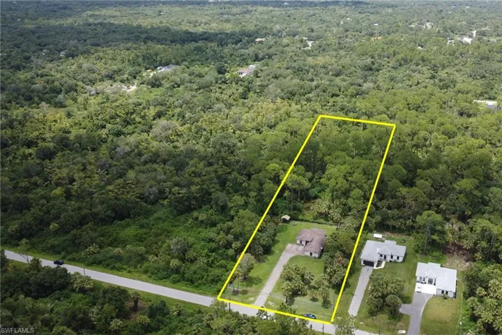 3735  32nd SE AVE, Naples, FL 34117