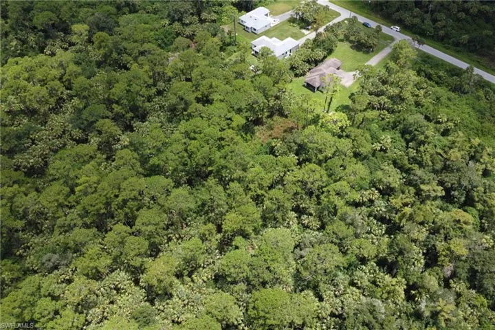 3735  32nd SE AVE, Naples, FL 34117