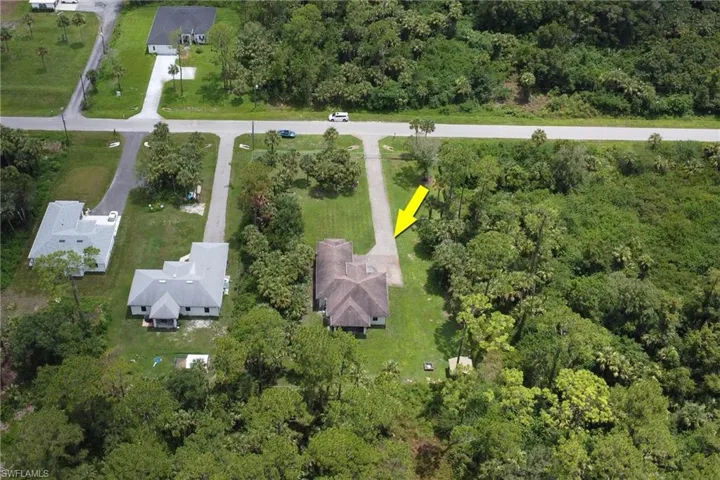 3735  32nd SE AVE, Naples, FL 34117