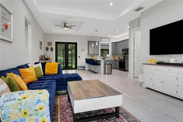 3735  32nd SE AVE, Naples, FL 34117