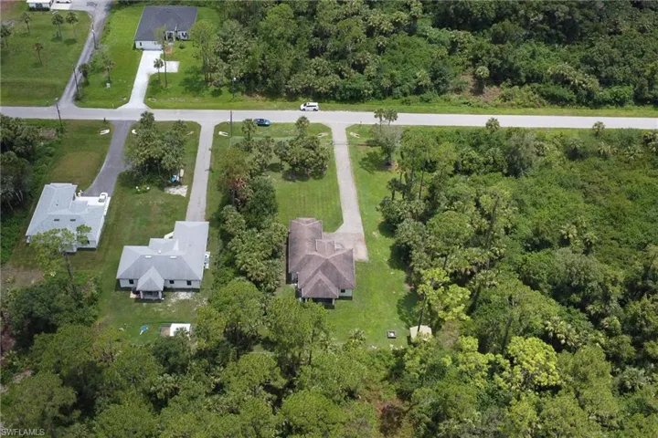 3735  32nd SE AVE, Naples, FL 34117