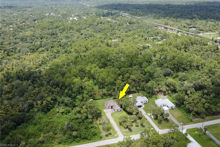3735  32nd SE AVE, Naples, FL 34117