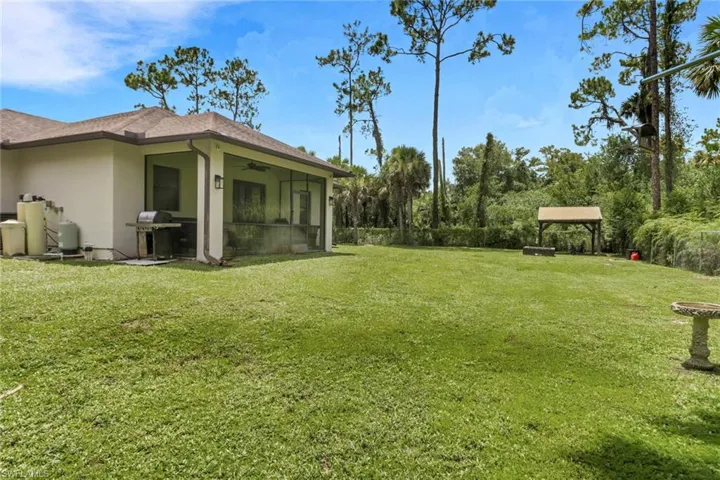 3735  32nd SE AVE, Naples, FL 34117