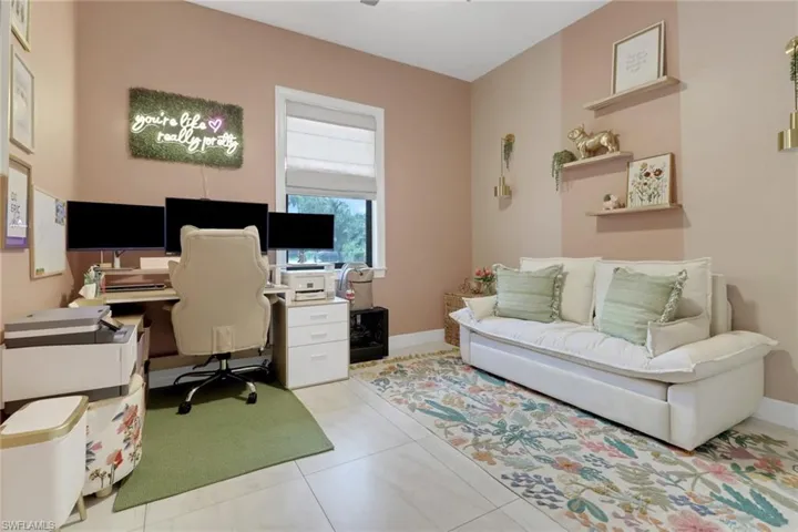 3735  32nd SE AVE, Naples, FL 34117