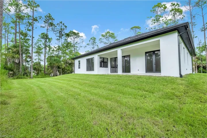 1968 18th Ave Ne, Naples, Florida 34120