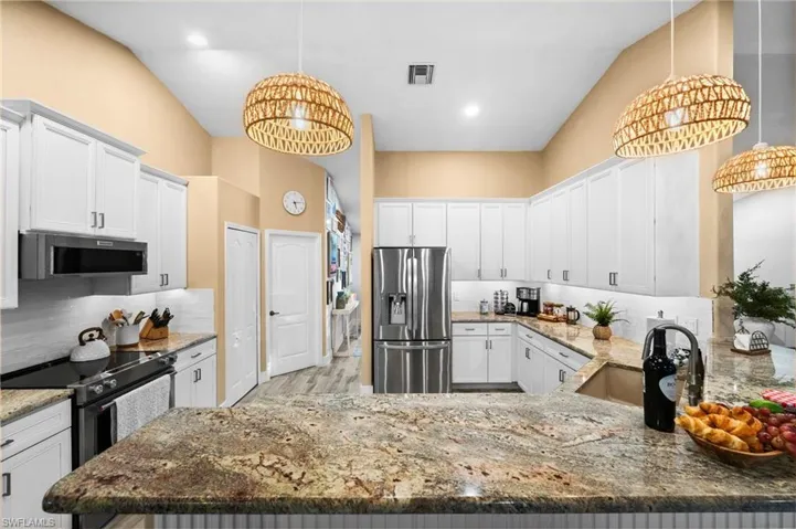 1629 SW 43rd  TER, Cape Coral, FL 33914