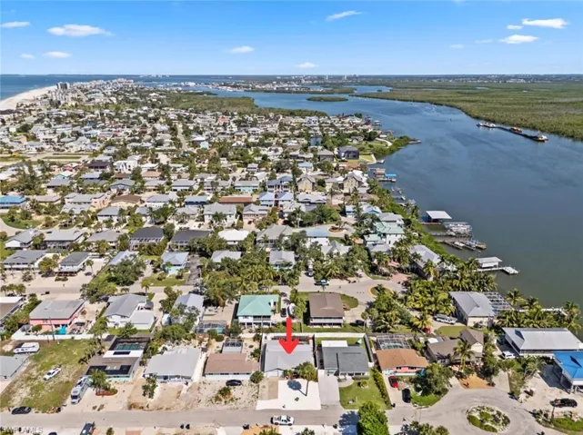 193 Hibiscus Dr, Fort Myers Beach, Florida 33931