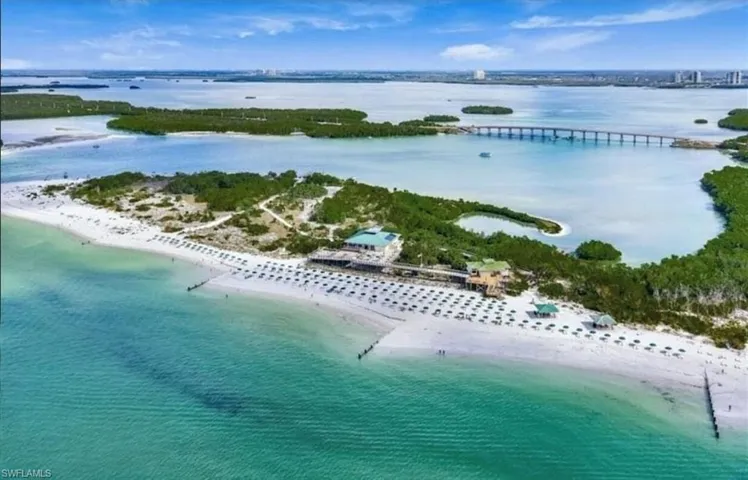 Private Pelican Landing beach club