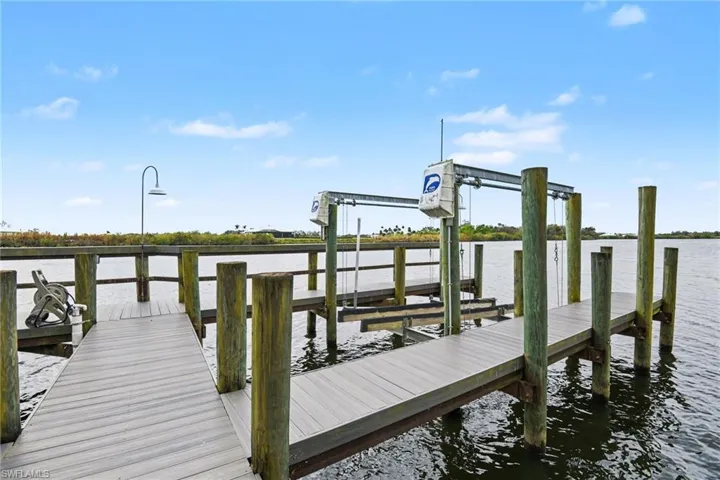 23150 N River Rd, Alva, Florida 33920