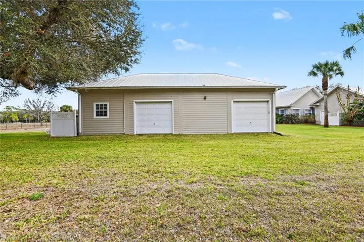 23150 N River Rd, Alva, Florida 33920