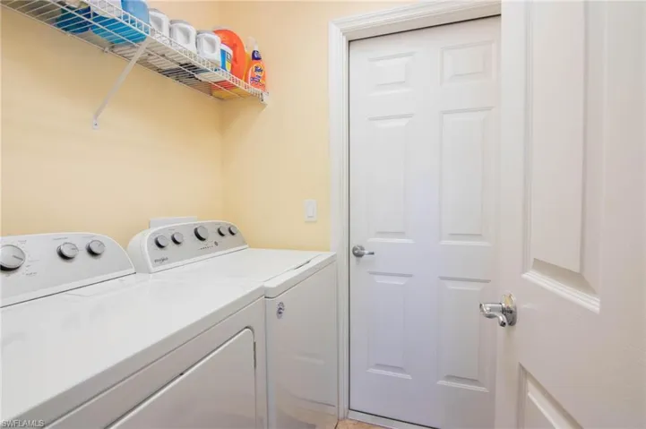 2436 Woodbourne Pl, Cape Coral, Florida 33991