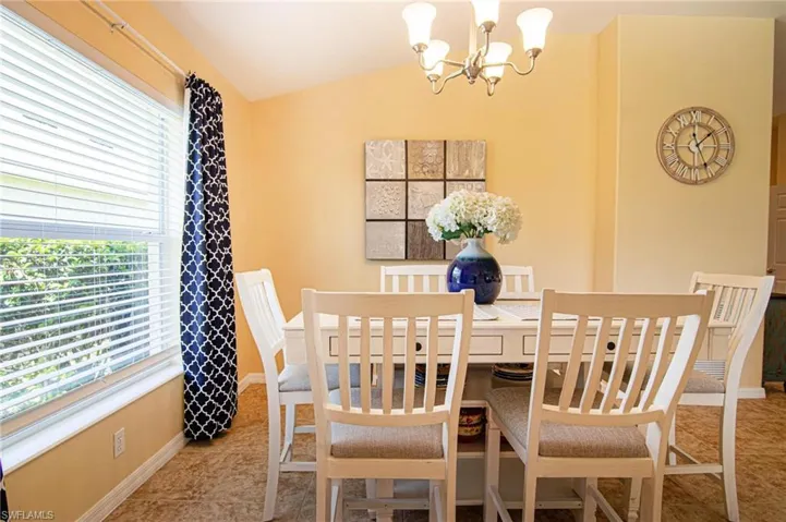 2436 Woodbourne Pl, Cape Coral, Florida 33991