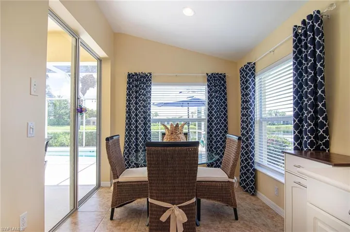 2436 Woodbourne Pl, Cape Coral, Florida 33991