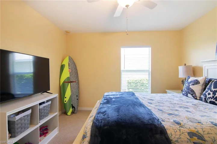 2436 Woodbourne Pl, Cape Coral, Florida 33991