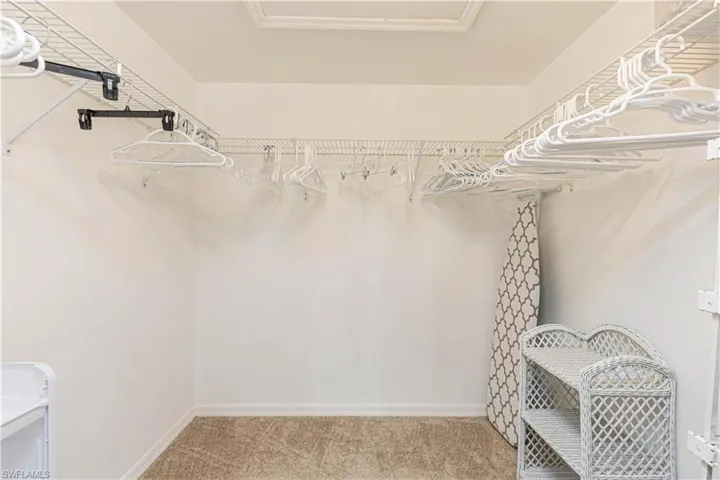 Walk in closet