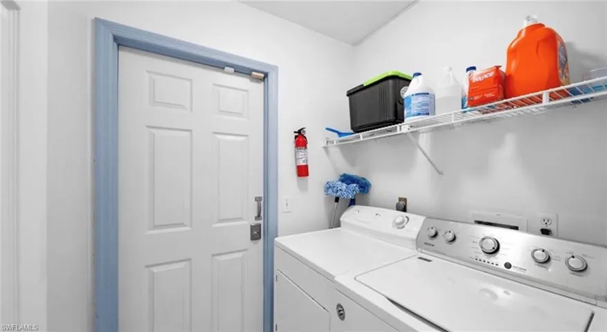 Washroom with washer and dryer