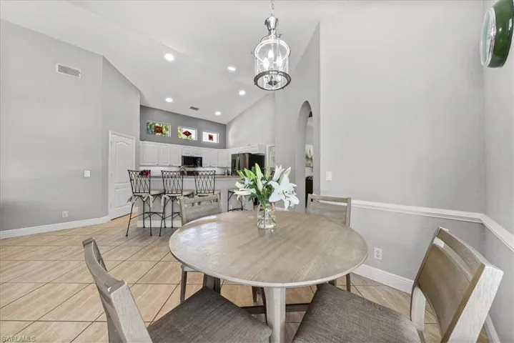 297  Sawgrass  CT, Naples, FL 34110