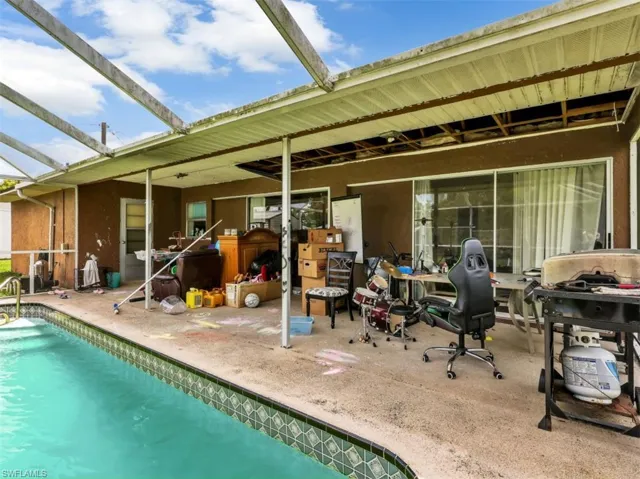 209 Ne 9th Ct, Cape Coral, Florida 33909