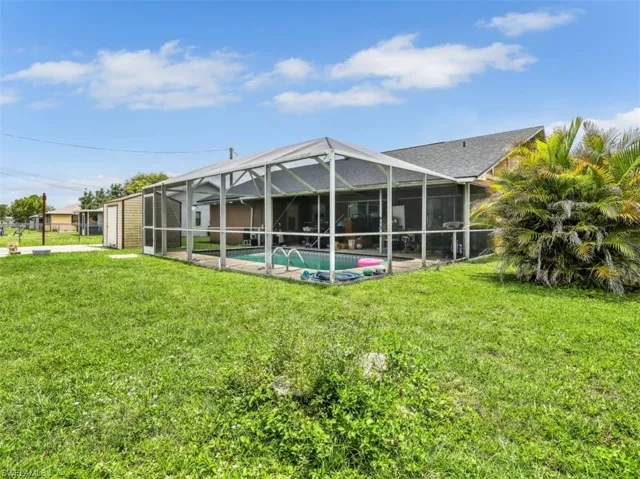 209 Ne 9th Ct, Cape Coral, Florida 33909