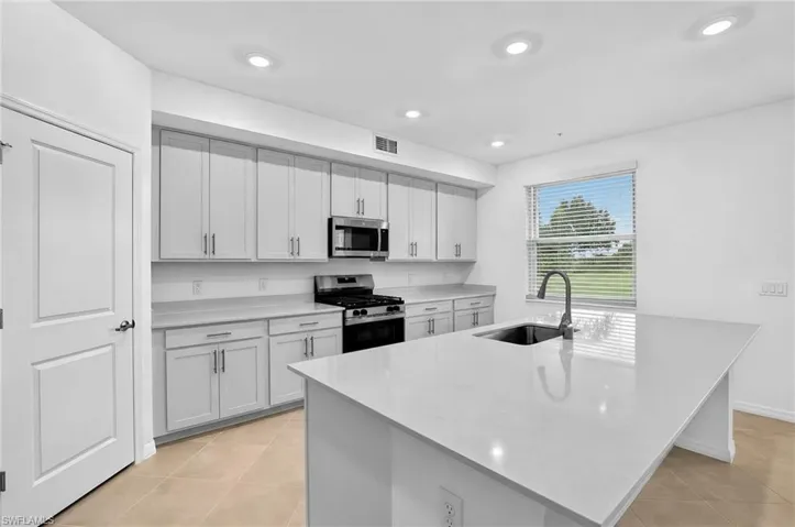 15988 Bluffton Ln # 4212, Babcock Ranch, Florida 33982
