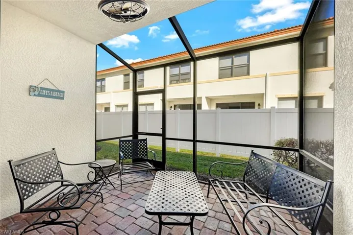 9462  Montebello  WAY, Fort Myers, FL 33908