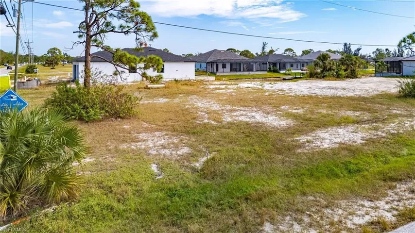 3312 Kismet Pkwy W, Cape Coral, Florida 33993