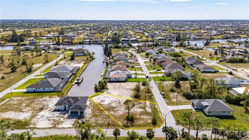3312 Kismet Pkwy W, Cape Coral, Florida 33993
