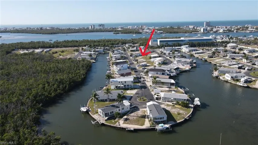 Aerial view of Blackbeard Way and lot location.