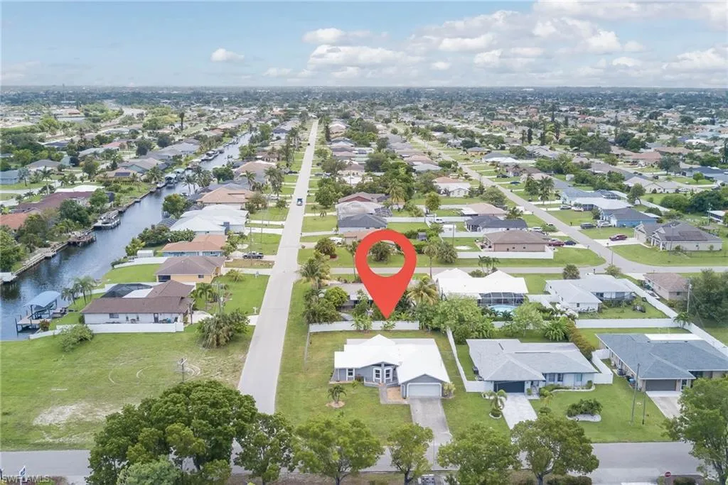 2228 15th PL, Cape Coral, FL 33990,225063111