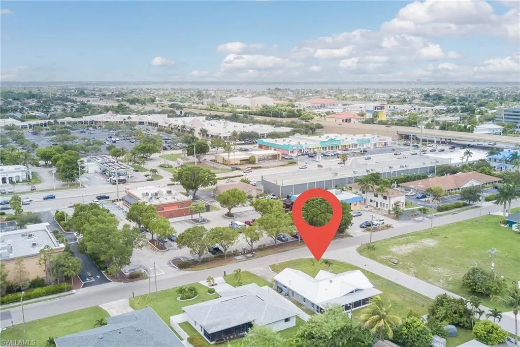 2228 15th PL, Cape Coral, FL 33990,225063111