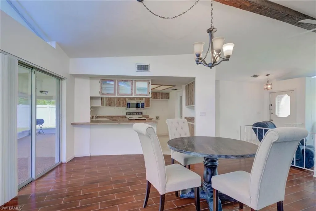 2228 15th PL, Cape Coral, FL 33990,225063111