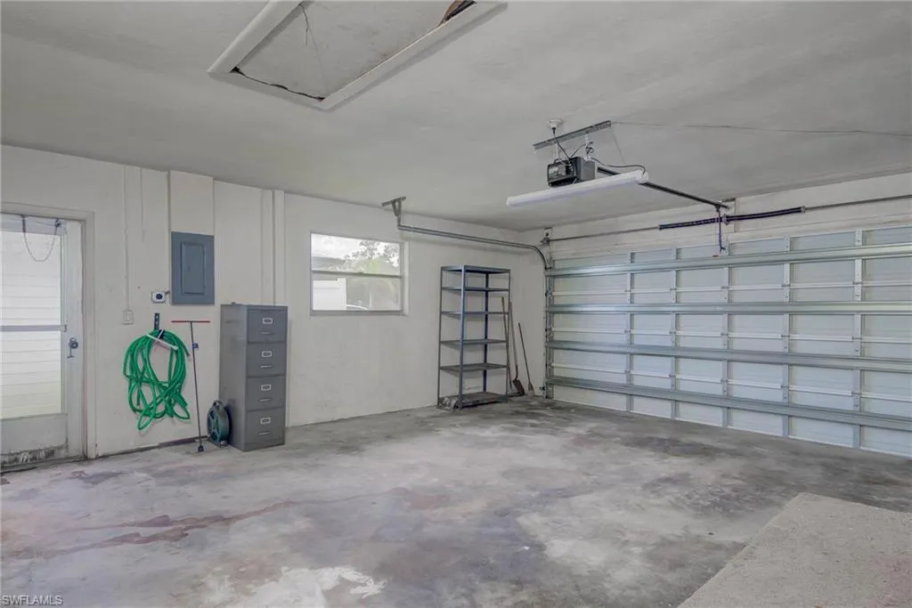 2228 15th PL, Cape Coral, FL 33990,225063111