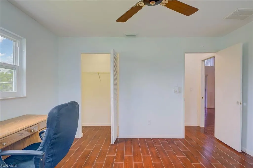 2228 15th PL, Cape Coral, FL 33990,225063111