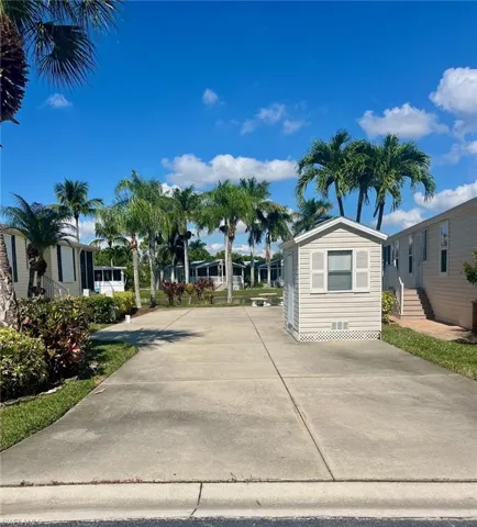 1262 Silver Lakes Blvd, Naples, Florida 34114