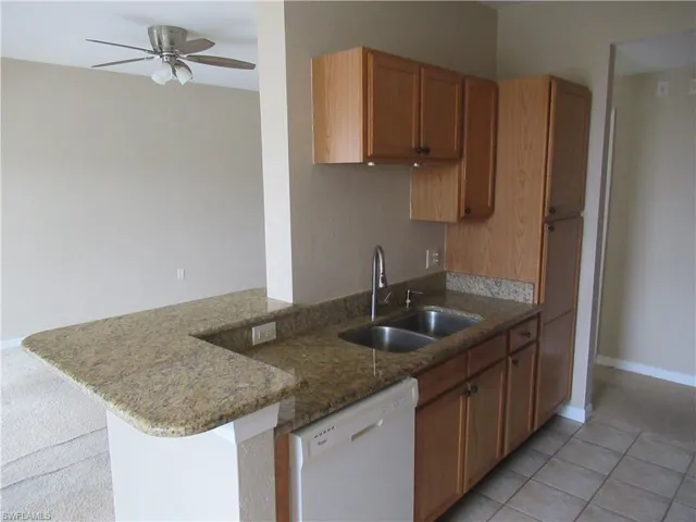 7905 Preserve Cir 124, Naples, Florida 34119