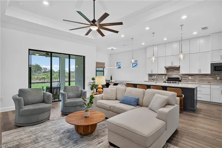 20100 Kingmont Dr, Estero, Florida 33928