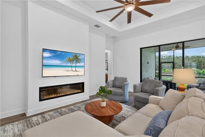 20100 Kingmont Dr, Estero, Florida 33928