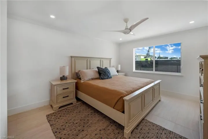 Bedroom with ceiling fan