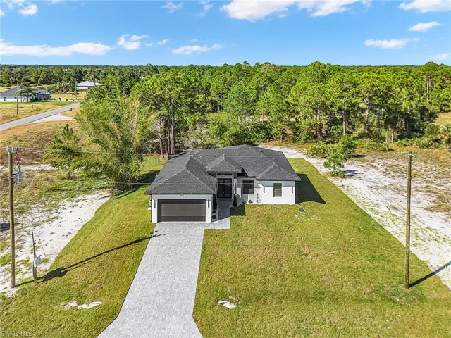 842 Nina Ave, Lehigh Acres, Florida 33974