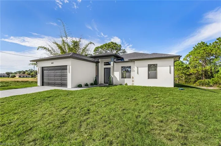 842 Nina Ave, Lehigh Acres, Florida 33974