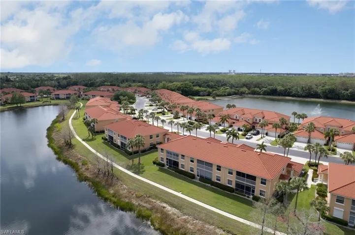 13951  Eagle Ridge Lakes  DR, Fort Myers, FL 33912