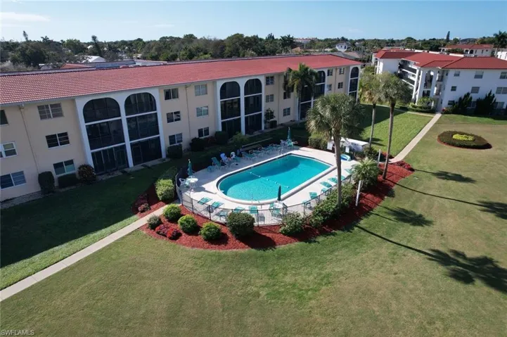 41  High Point S CIR, Naples, FL 34103
