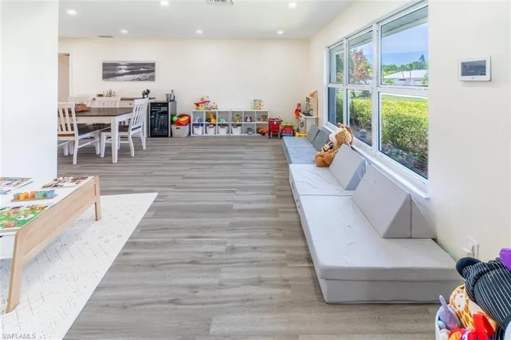 6936  Wittman  DR, Fort Myers, FL 33919