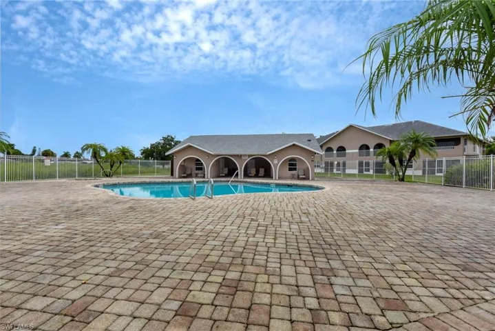 28 Cosmopolitan Dr 16, Lehigh Acres, Florida 33936