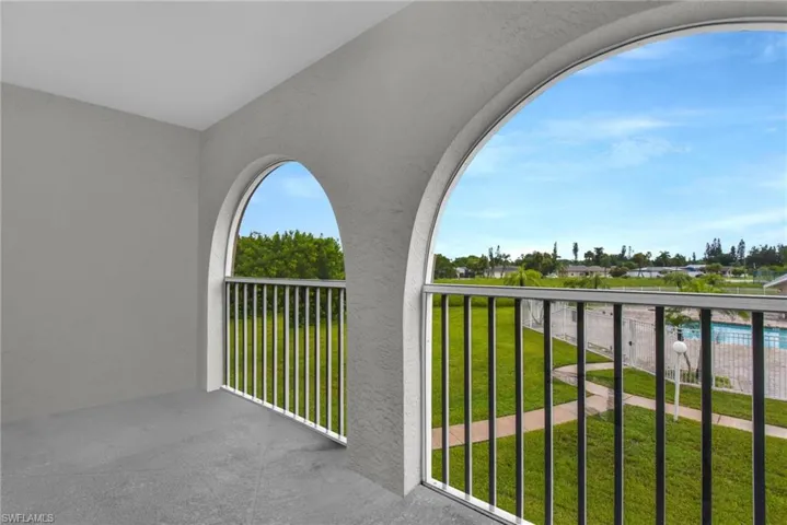 28 Cosmopolitan Dr 16, Lehigh Acres, Florida 33936