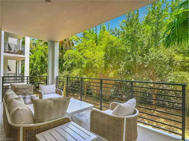 1115 Central Ave 247, Naples, Florida 34102