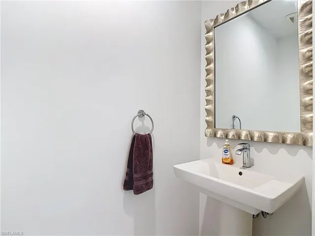 1115 Central Ave 247, Naples, Florida 34102