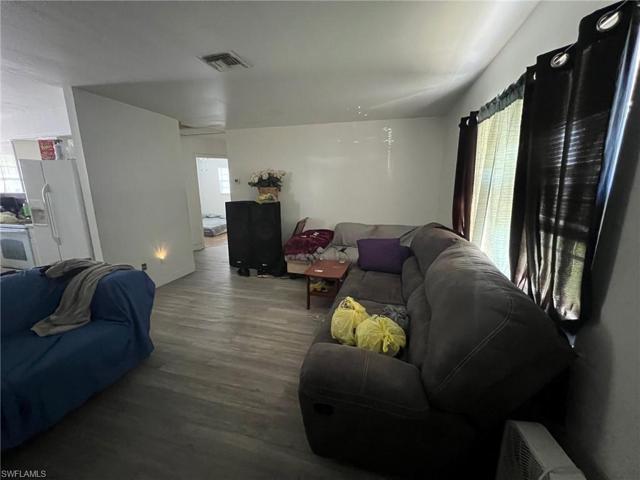 1104-1106 Harry AVE S, LEHIGH ACRES FL 33973