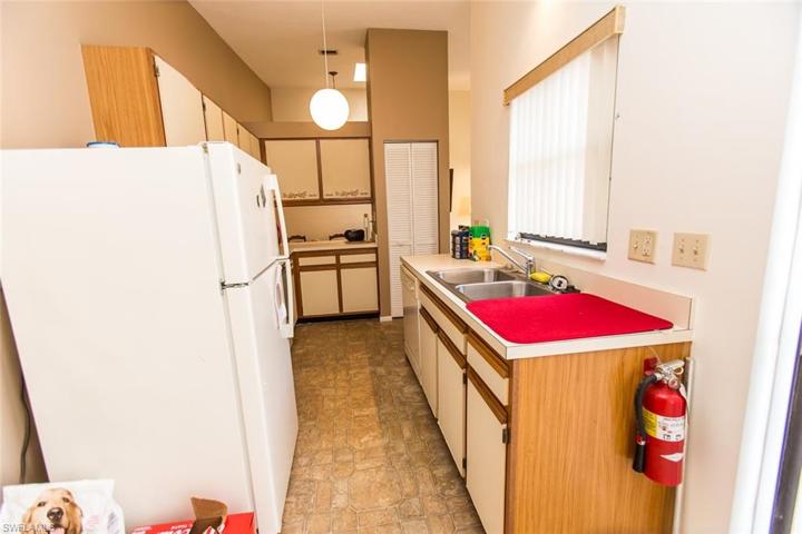 7129  Penner  LN, Fort Myers, FL 33907